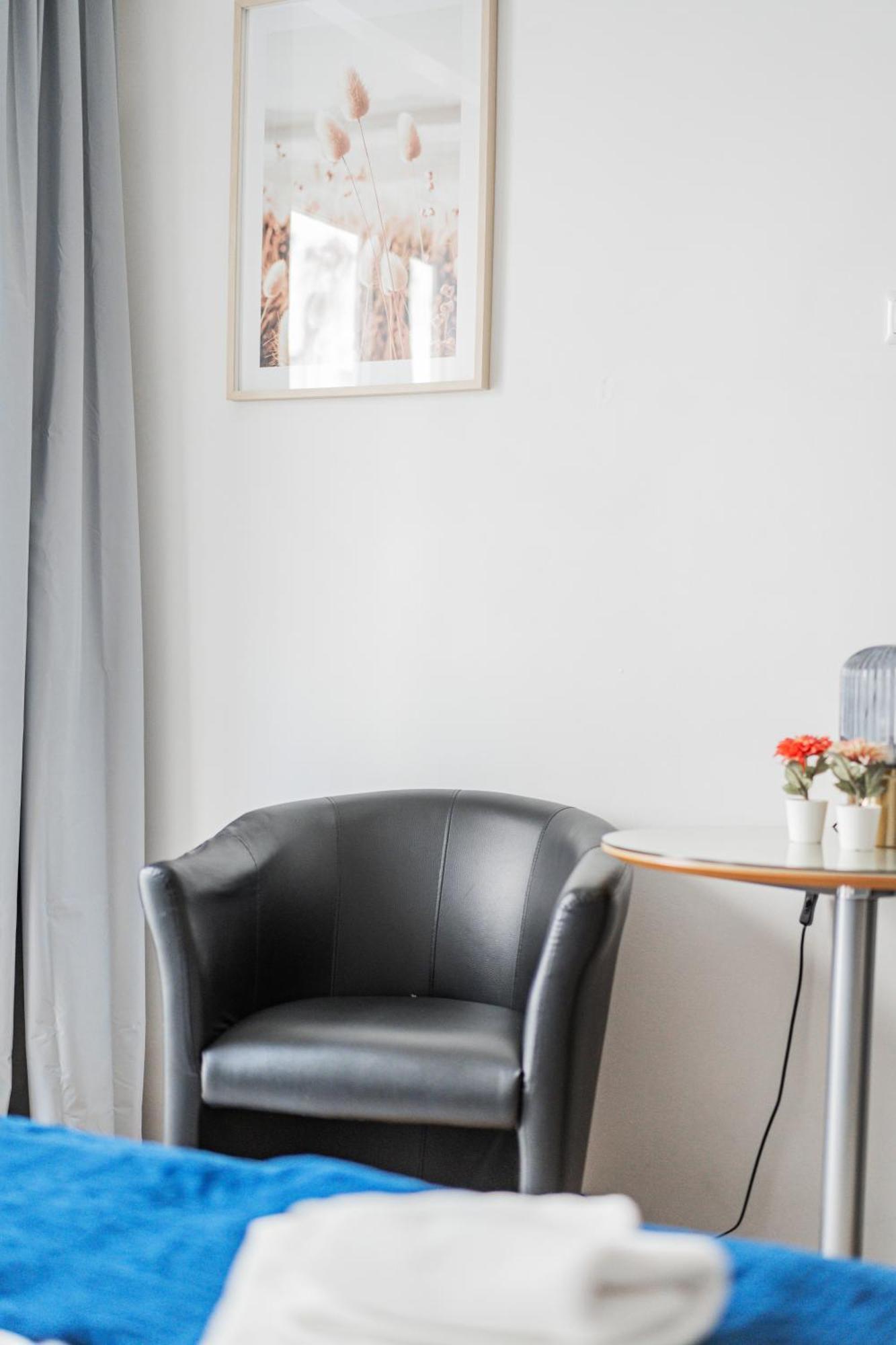 Apartament Studio Next To Karlskirche #17 Wiedeń